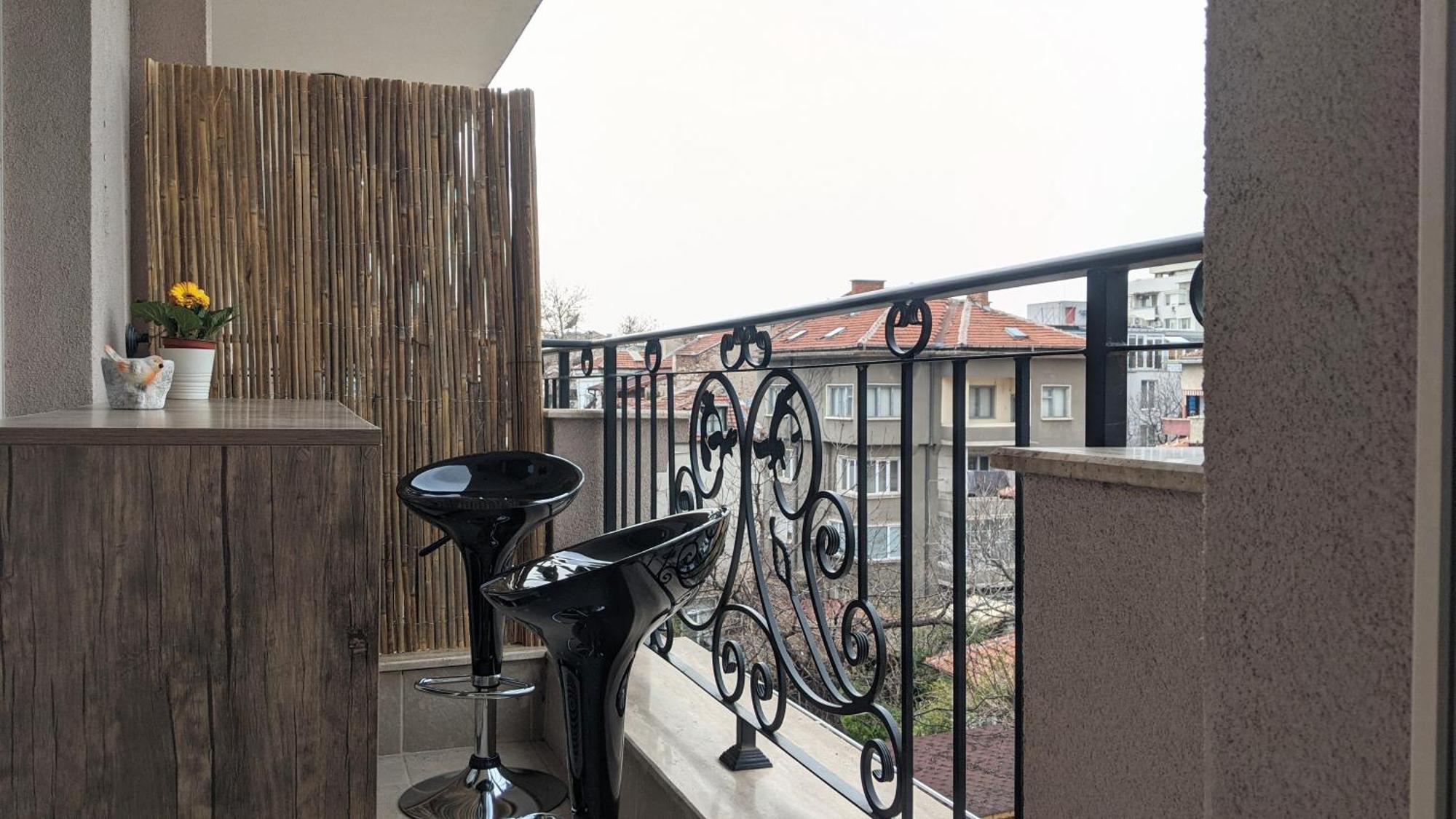 Lux 2 Central Apartment With Garage Plovdiv Exterior foto